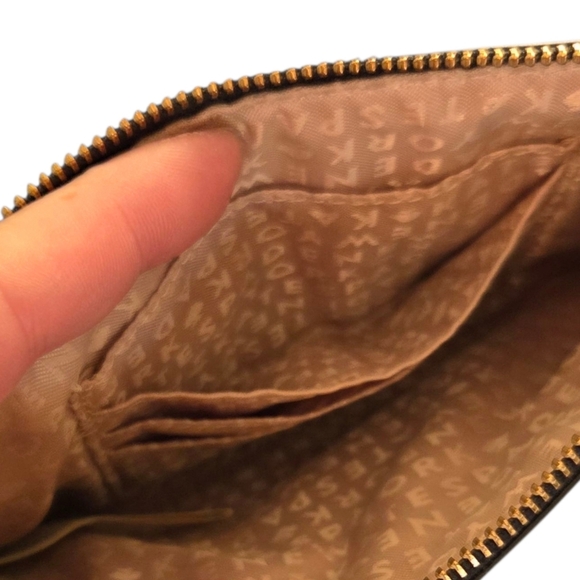 Kate Spade Navy Blue and Cream Wristlet - Picture 4 of 5